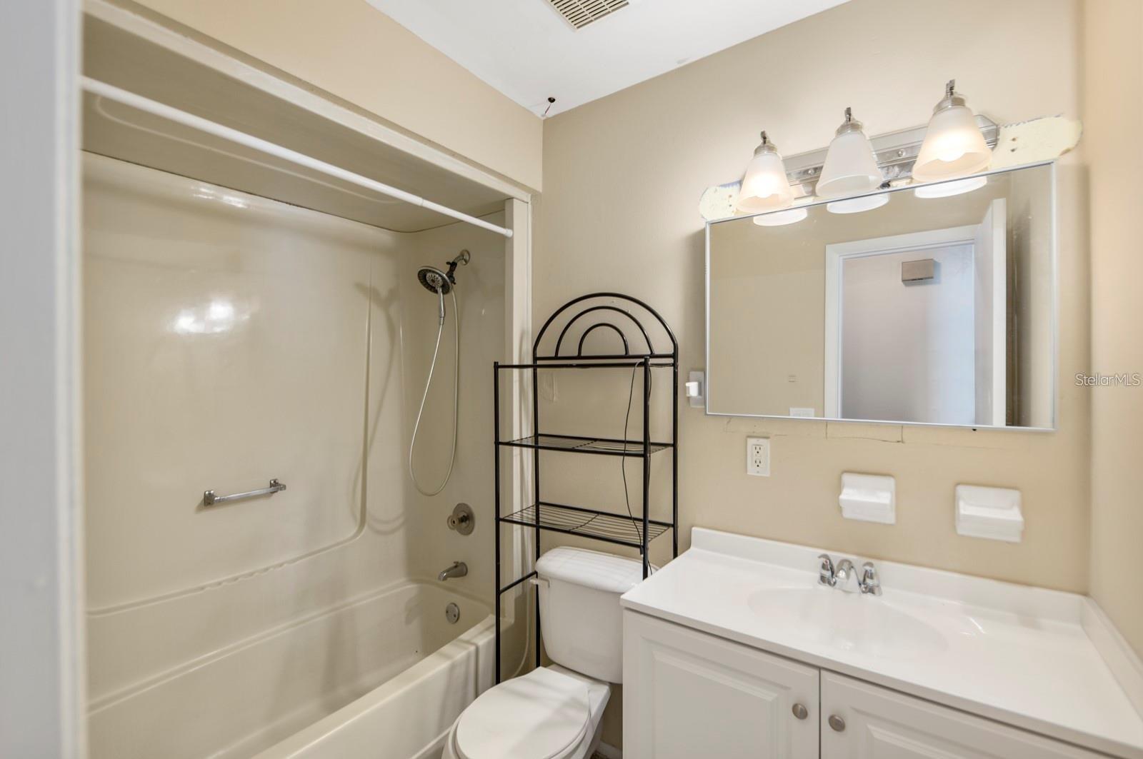 Image 6 of 16 For 1003 65th Avenue W