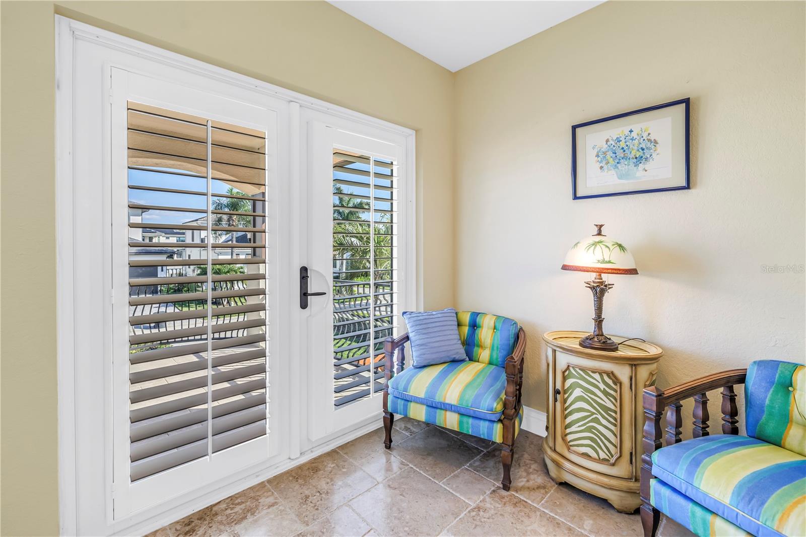 Image 23 of 47 For 1939 Hawaii Avenue Ne