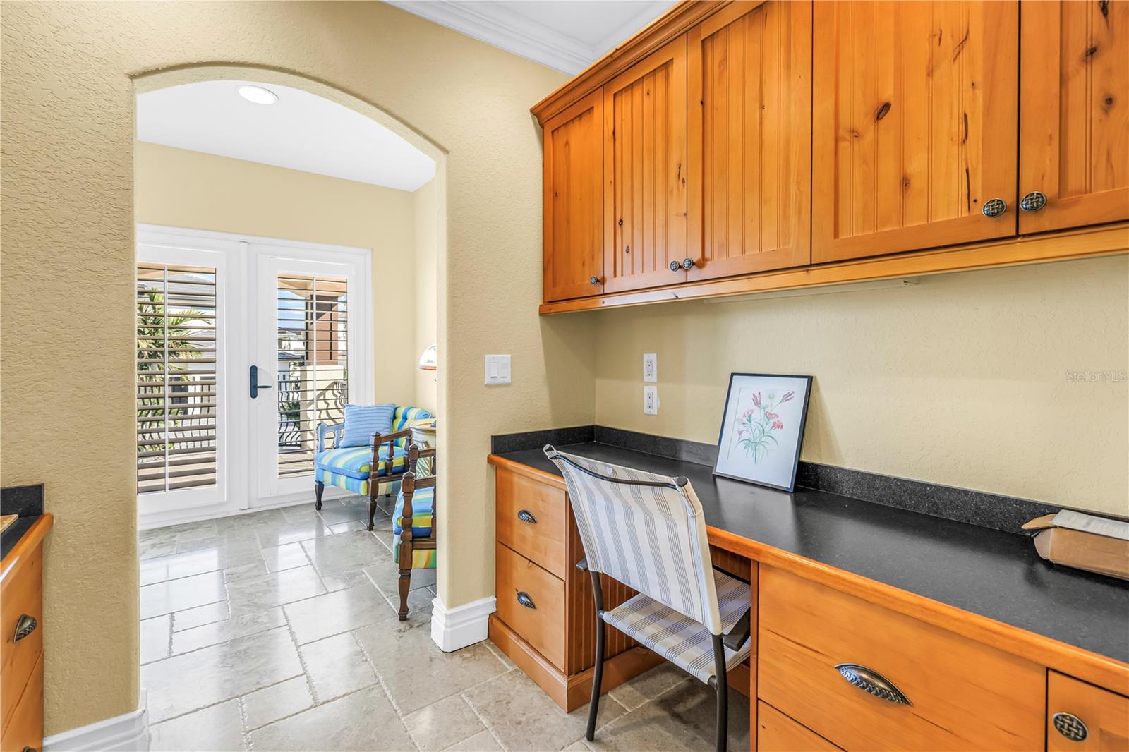 Image 25 of 47 For 1939 Hawaii Avenue Ne