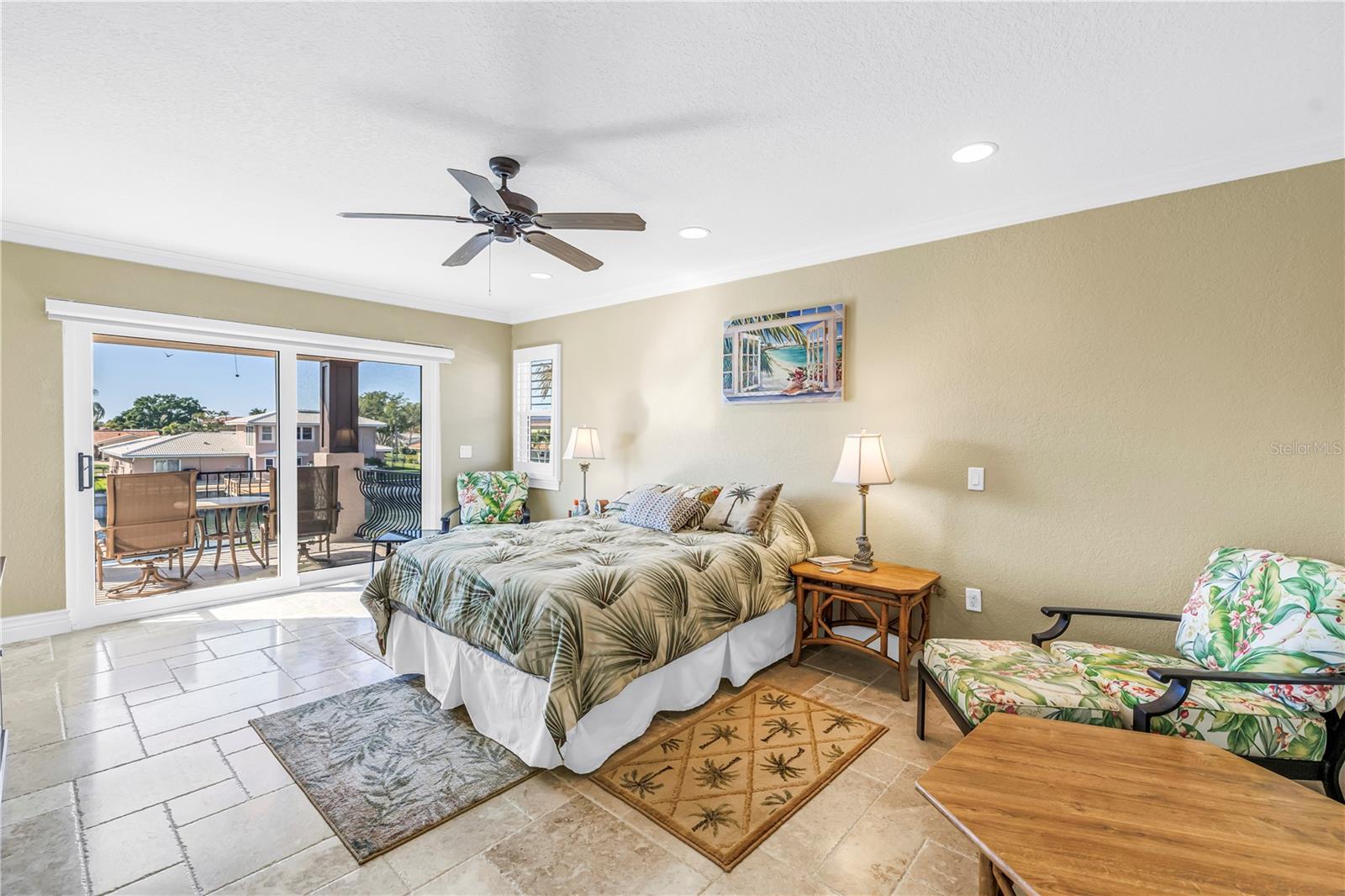 Image 27 of 47 For 1939 Hawaii Avenue Ne