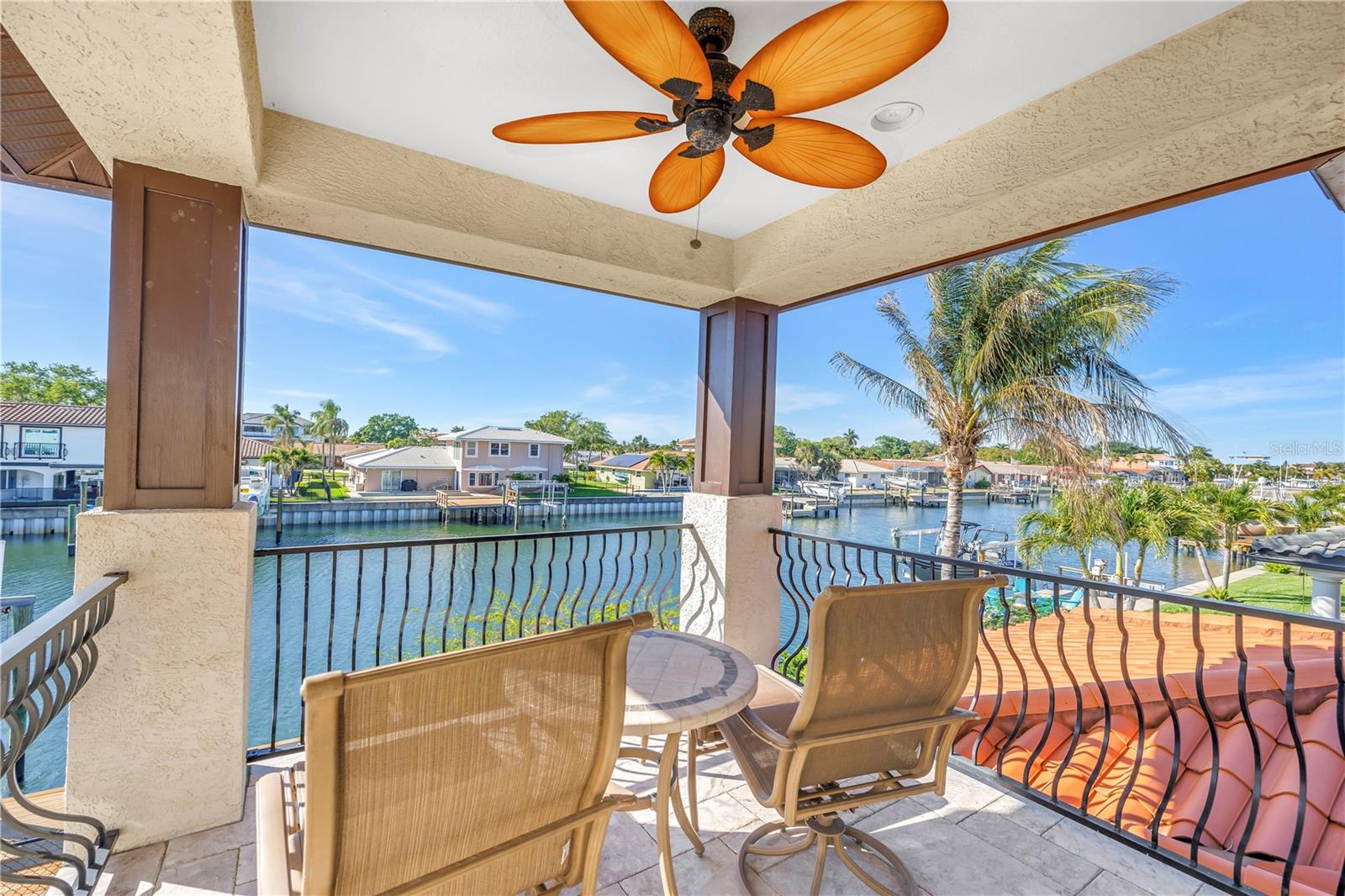 Image 34 of 47 For 1939 Hawaii Avenue Ne