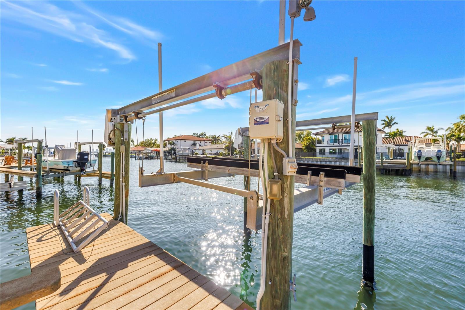 Image 41 of 47 For 1939 Hawaii Avenue Ne