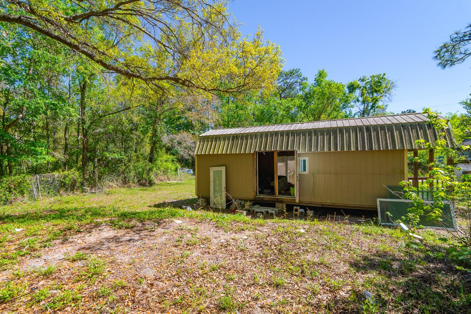 Image 23 of 35 For 12751 Morton Street