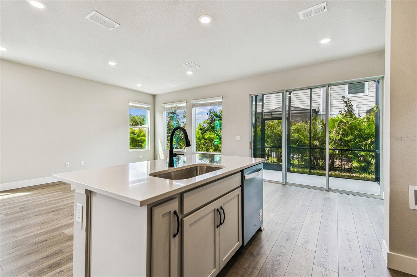 Image 10 of 47 For 11706 Full Moon Loop