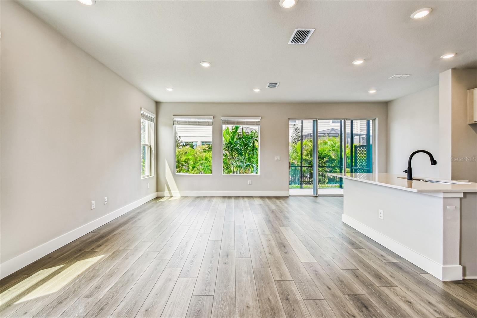 Image 13 of 47 For 11706 Full Moon Loop