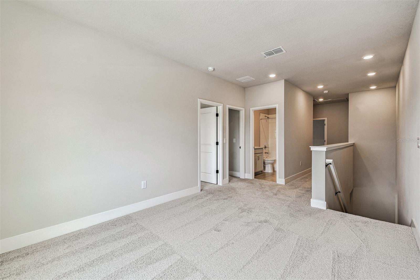 Image 19 of 47 For 11706 Full Moon Loop