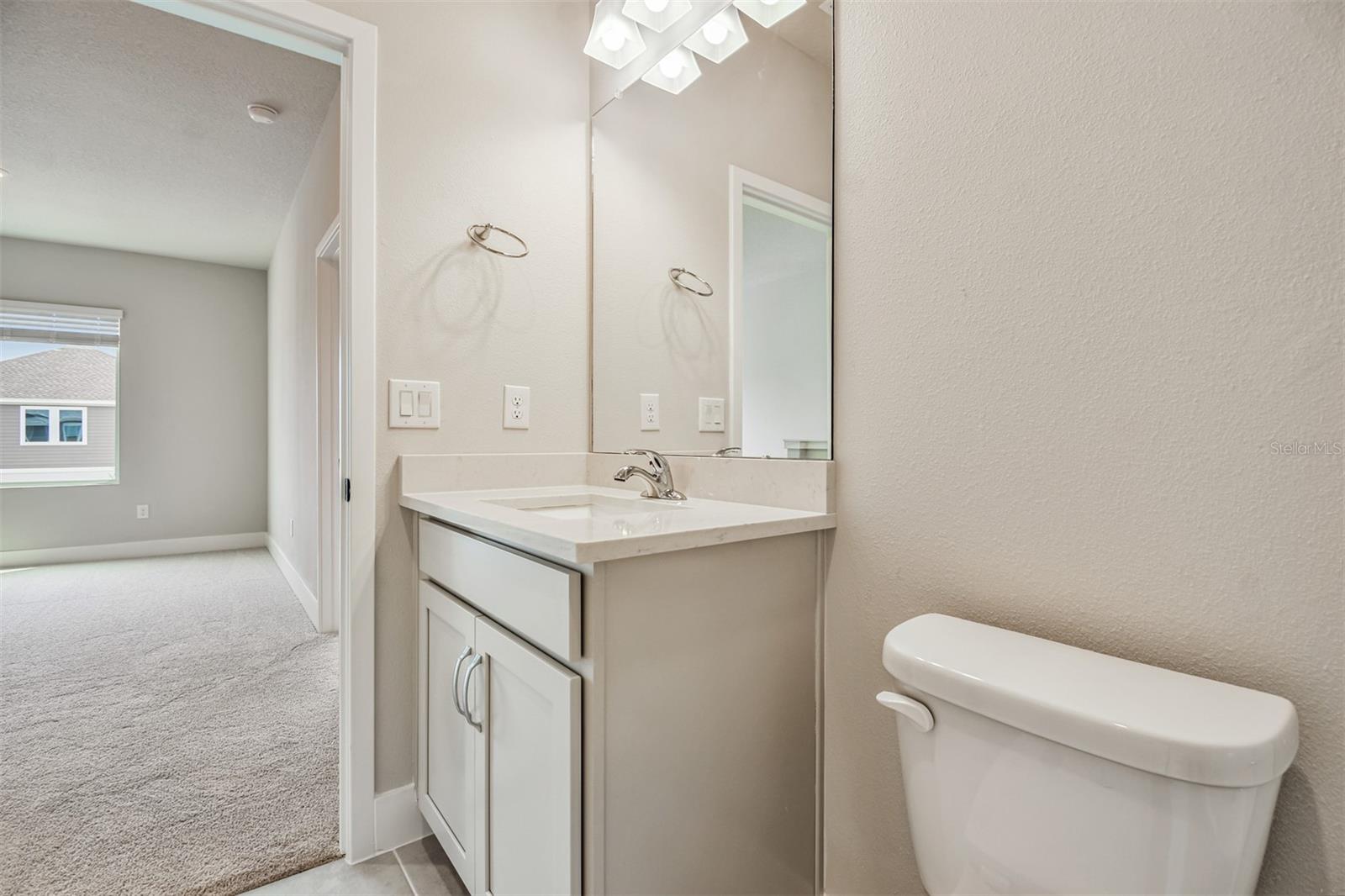 Image 32 of 47 For 11706 Full Moon Loop