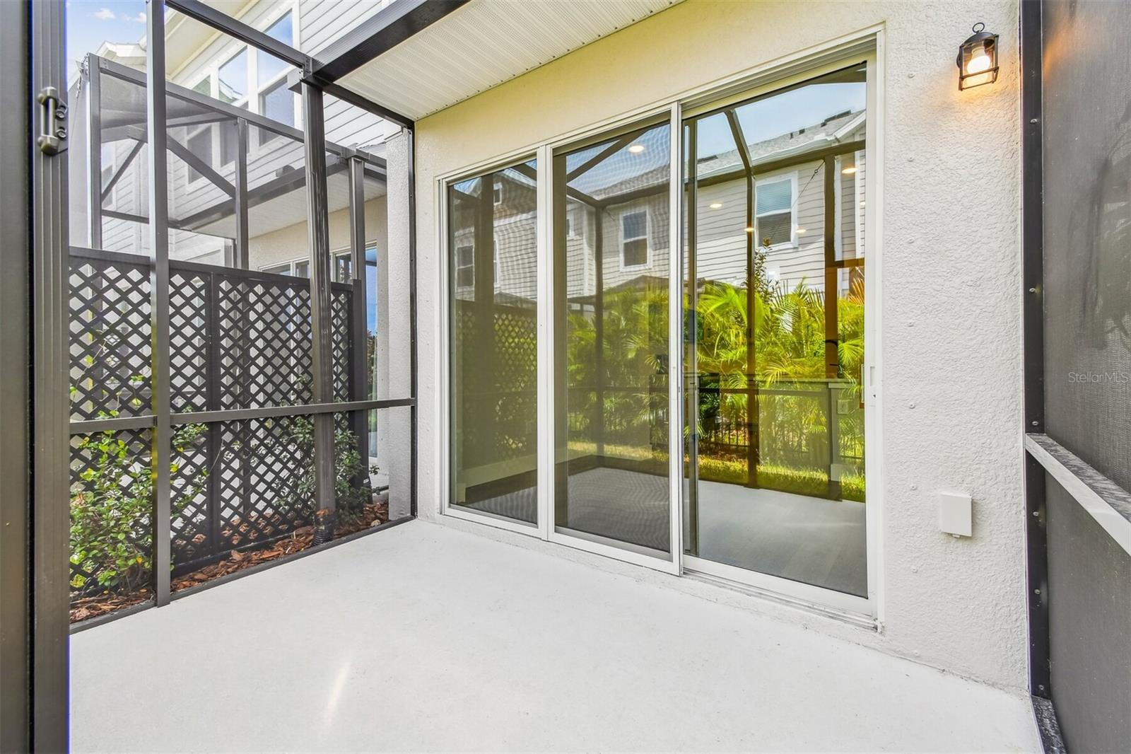 Image 38 of 47 For 11706 Full Moon Loop