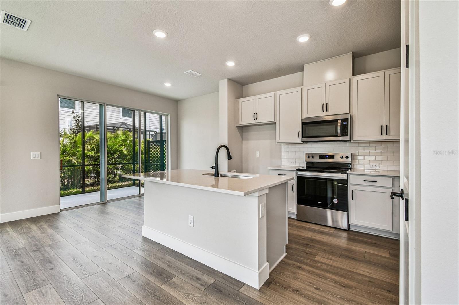 Image 4 of 47 For 11706 Full Moon Loop