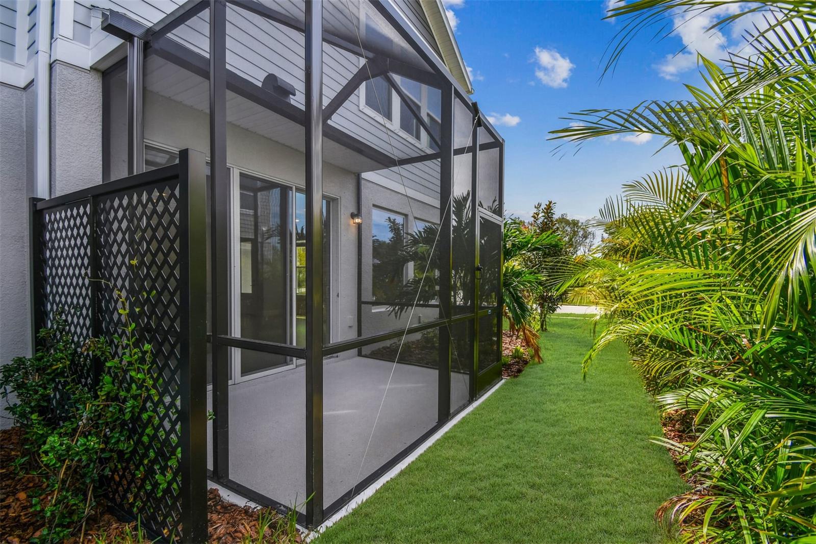 Image 40 of 47 For 11706 Full Moon Loop