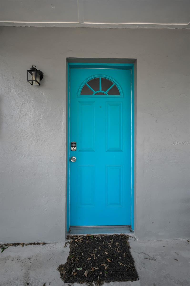 Image 5 of 36 For 1918 Macomber Avenue