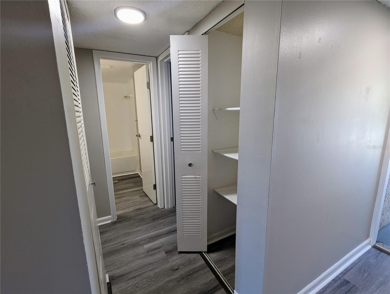 Image 6 of 7 For 701 Russell Lane 209