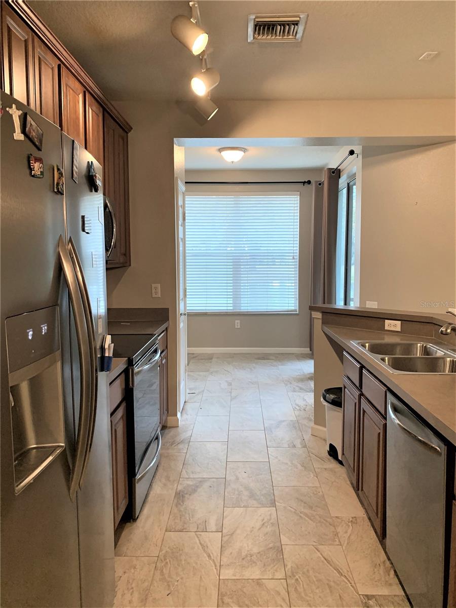 Image 10 of 35 For 10222 River Palencia Court 10222