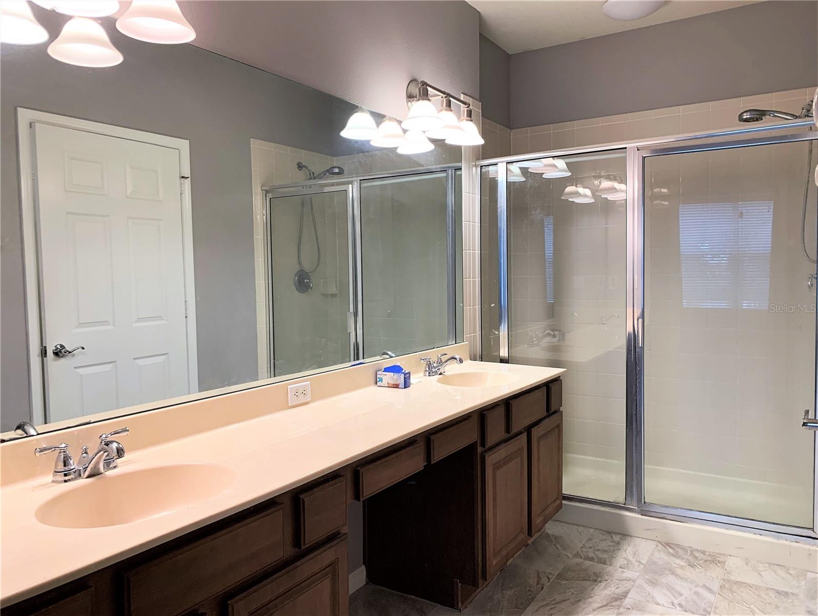 Image 17 of 35 For 10222 River Palencia Court 10222