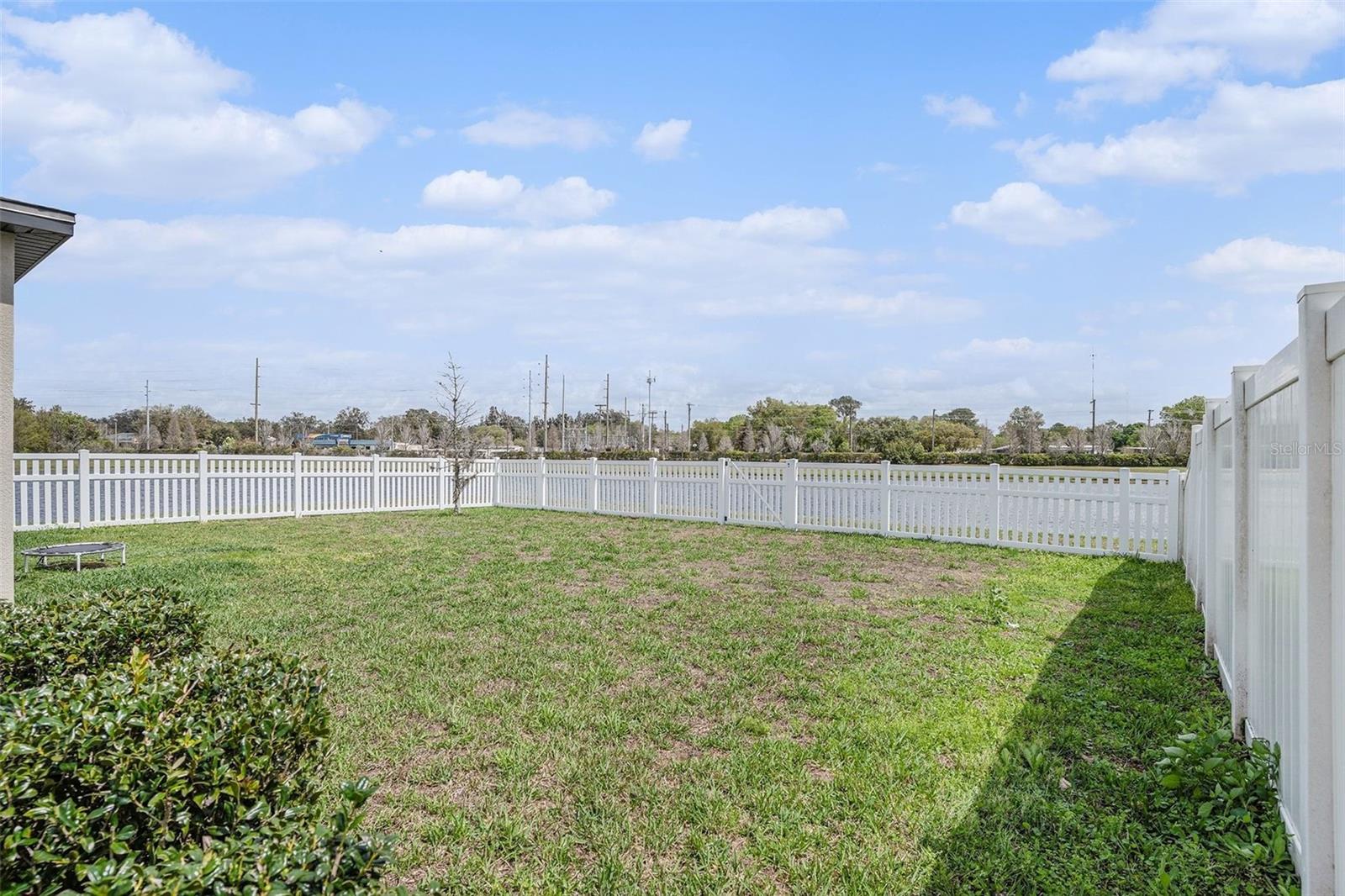 Image 25 of 29 For 11882 Thicket Wood Drive