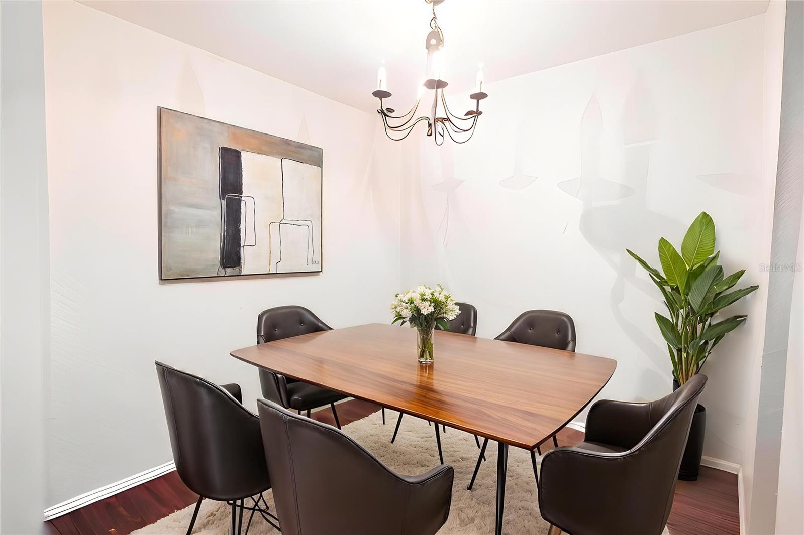 Image 5 of 31 For 1400 Gandy Boulevard N 1111