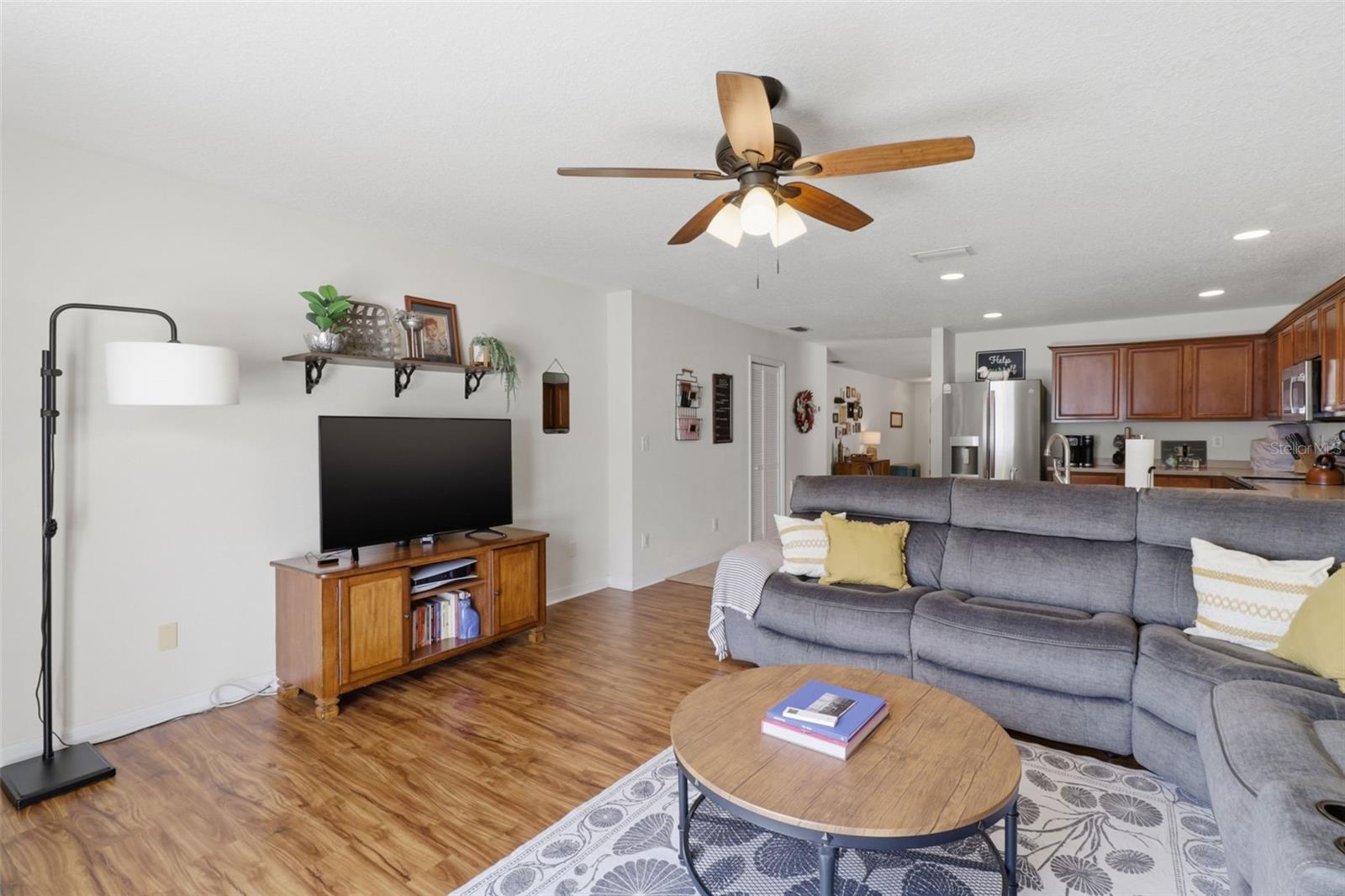 Image 11 of 24 For 5044 Dancing Bay Lane