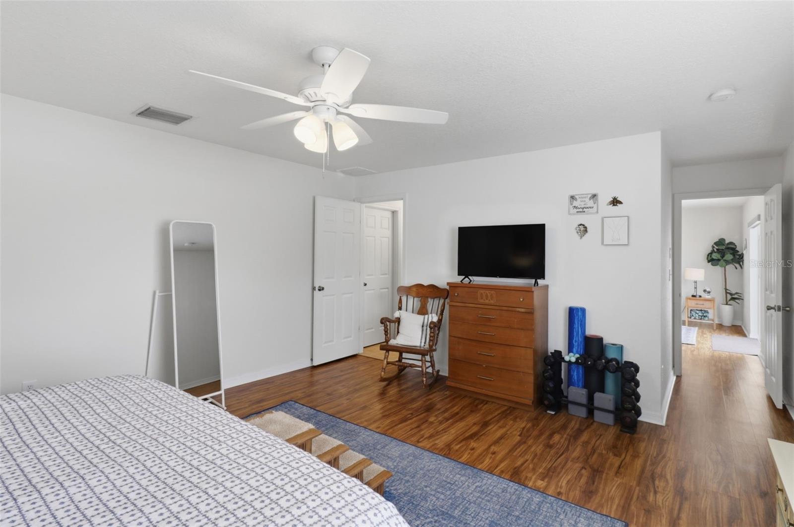 Image 20 of 24 For 5044 Dancing Bay Lane