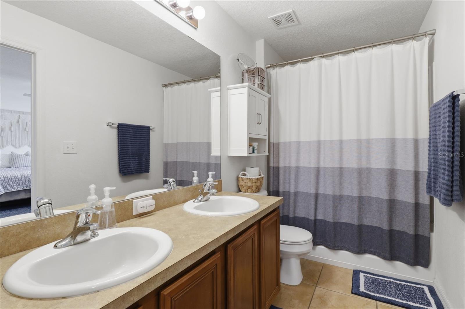 Image 21 of 24 For 5044 Dancing Bay Lane