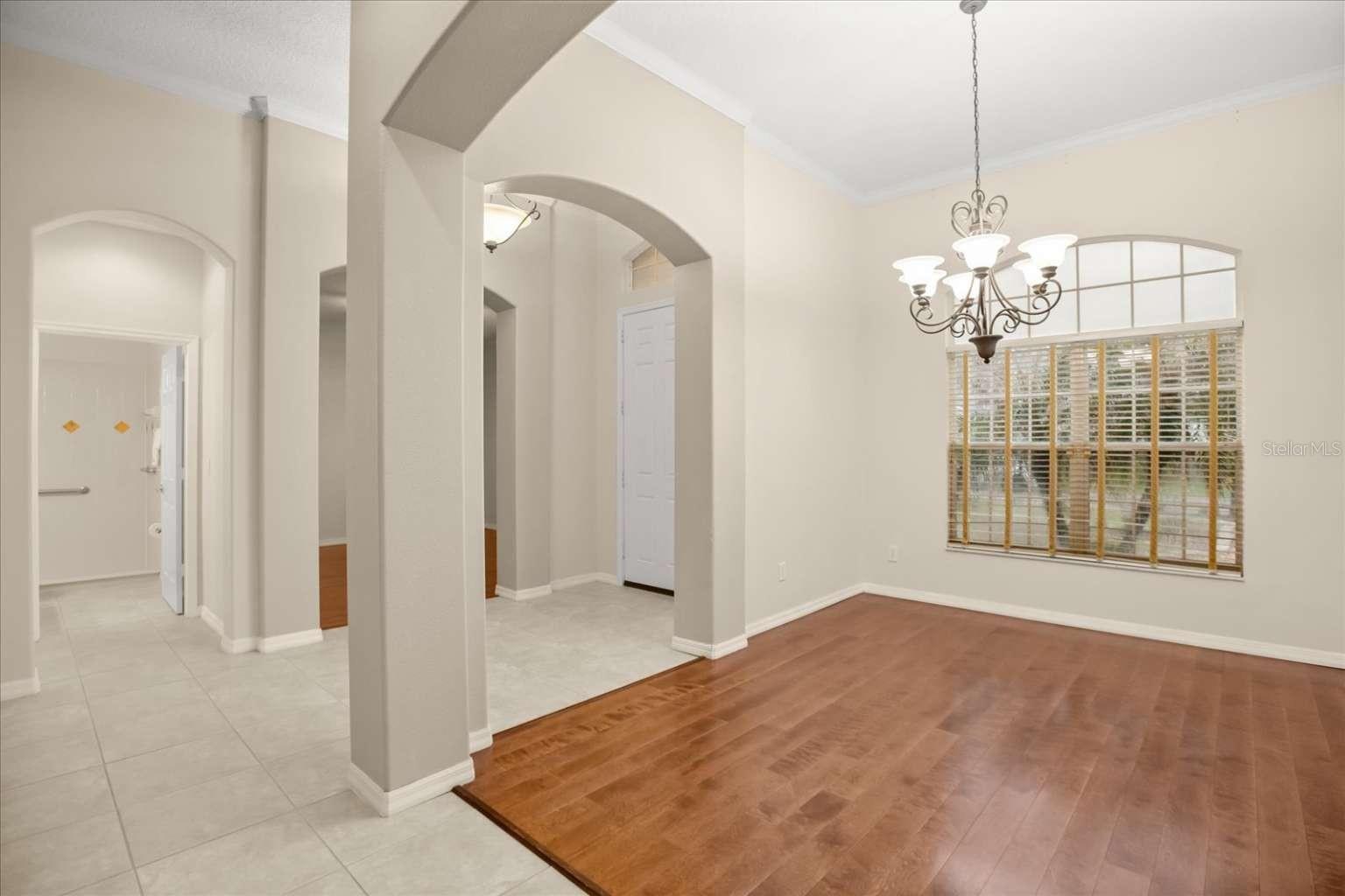 Image 14 of 71 For 597 Sand Wedge Loop