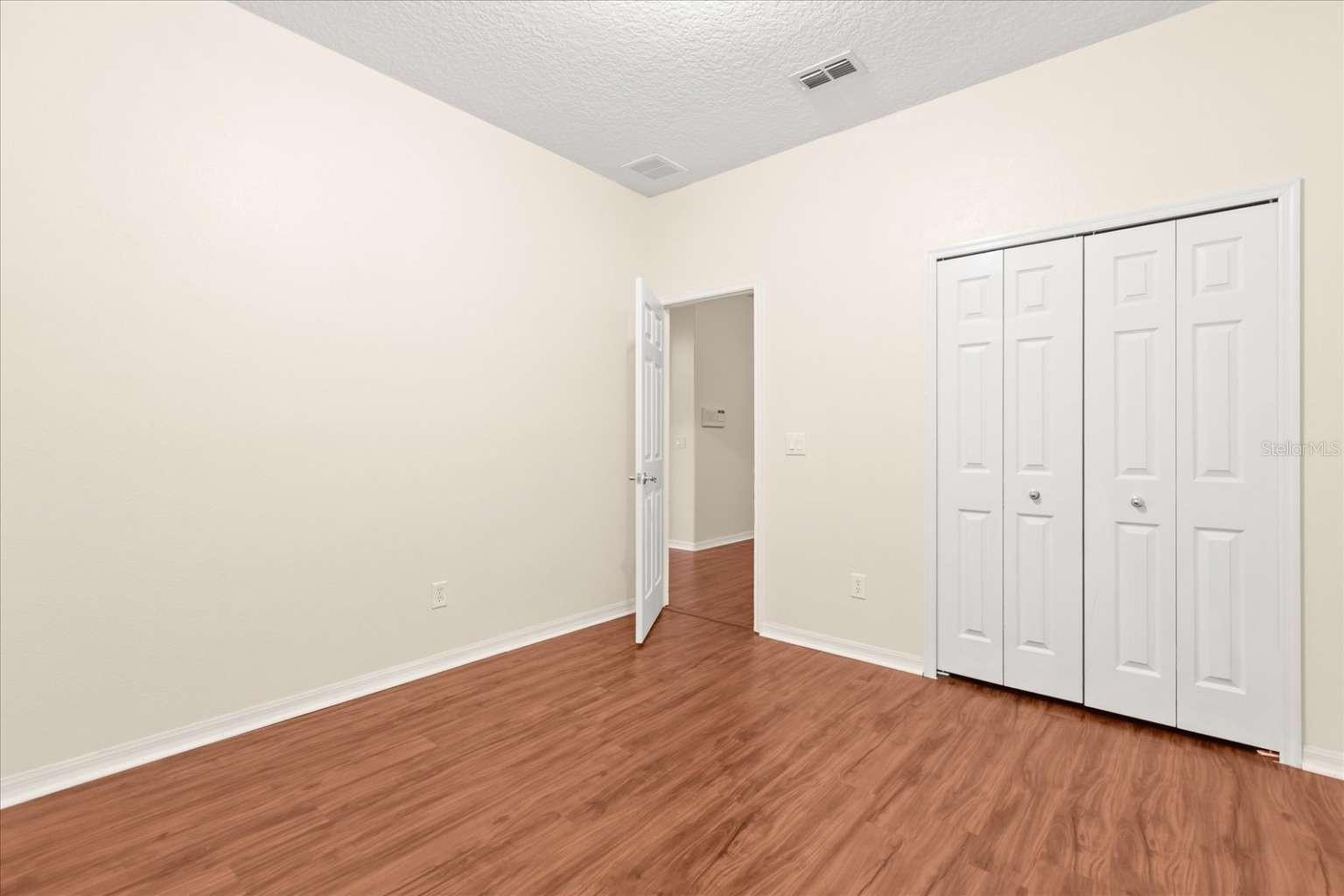 Image 44 of 71 For 597 Sand Wedge Loop