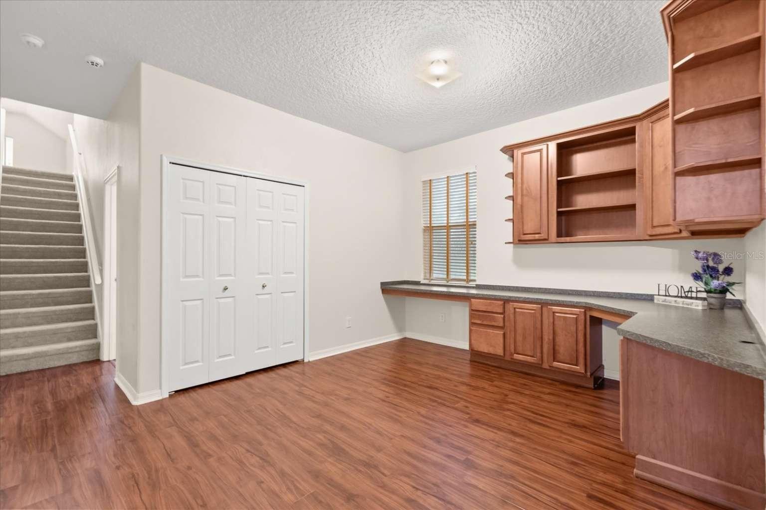 Image 47 of 71 For 597 Sand Wedge Loop