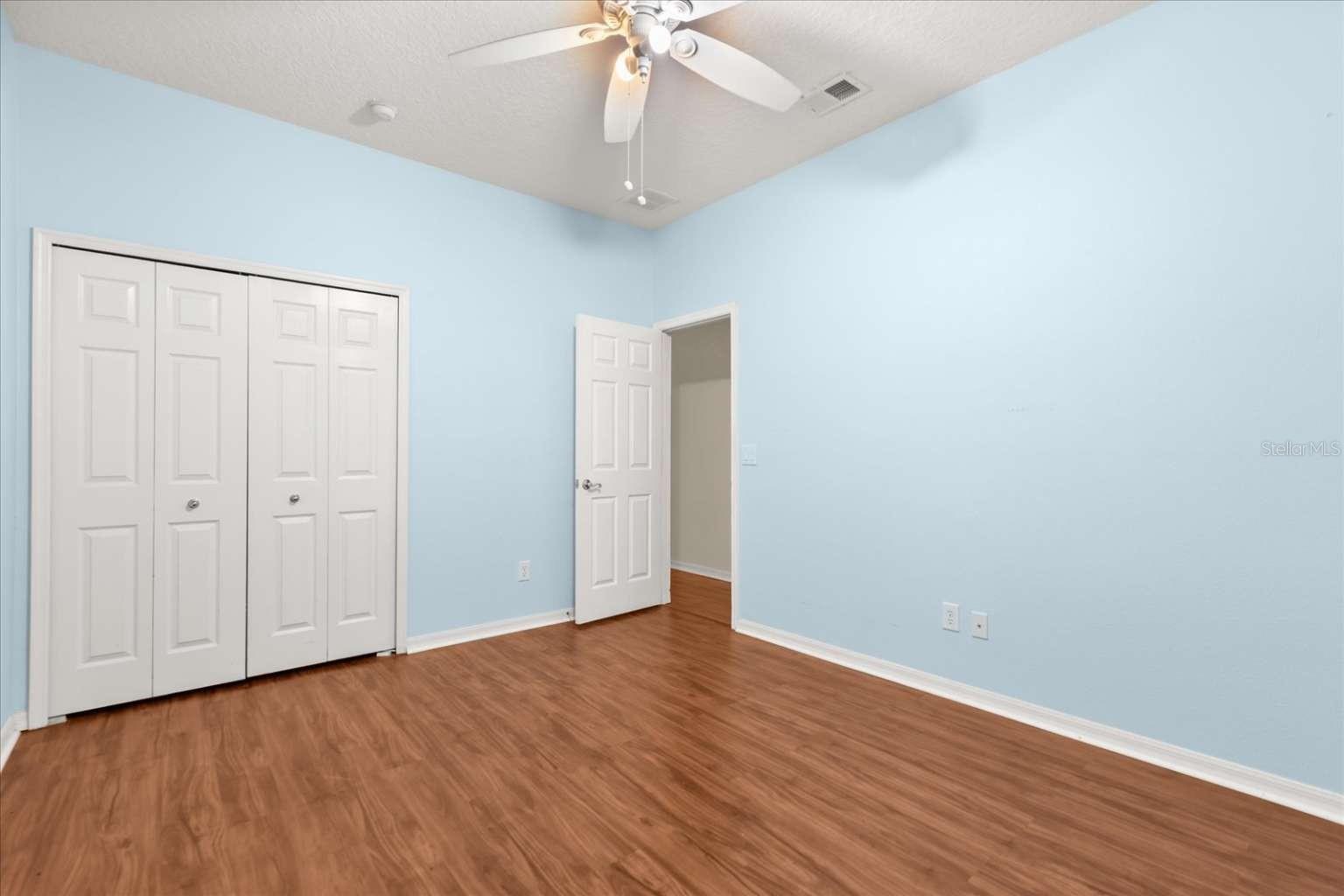 Image 50 of 71 For 597 Sand Wedge Loop