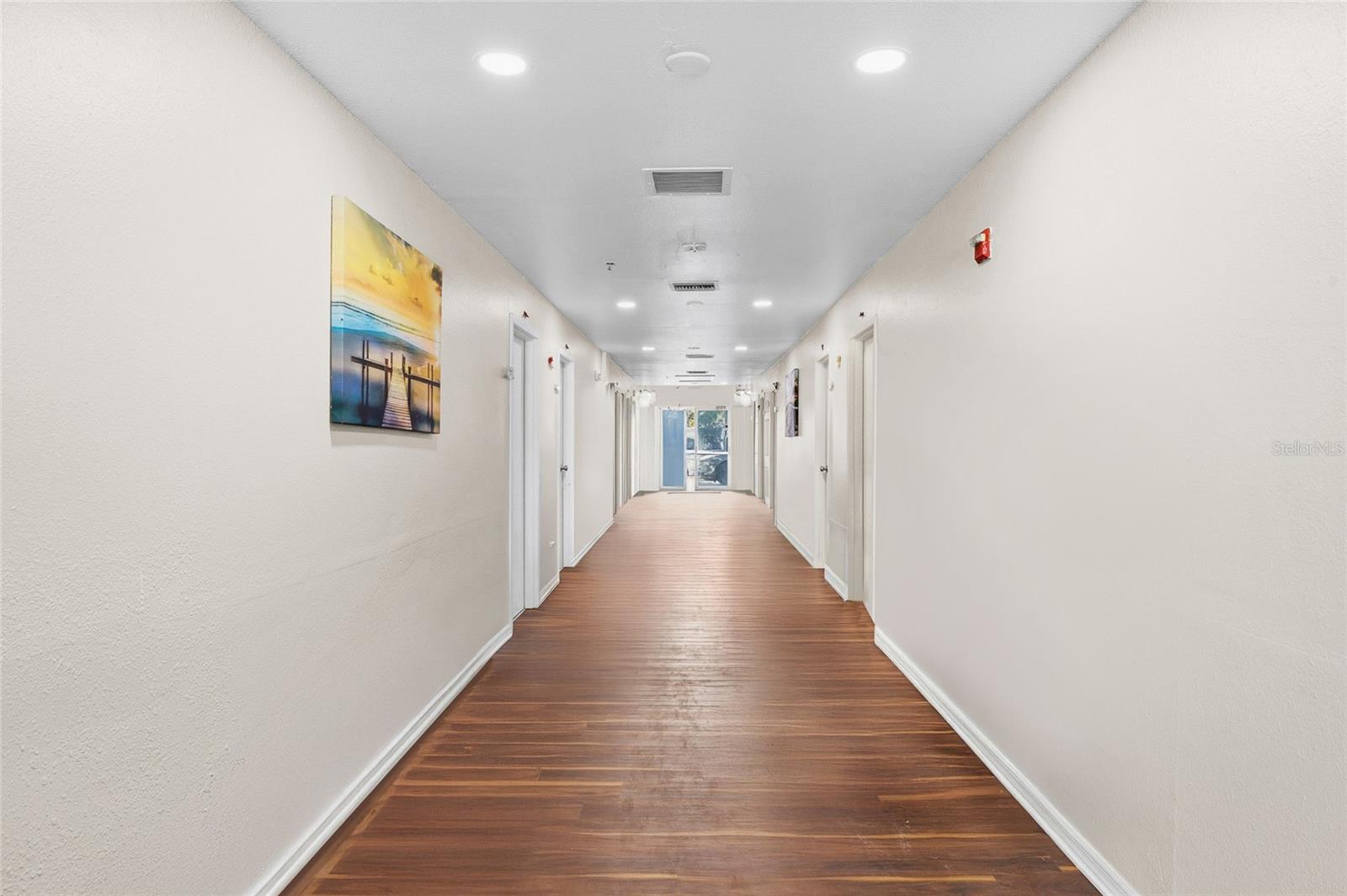 Image 5 of 20 For 820 15th Street N