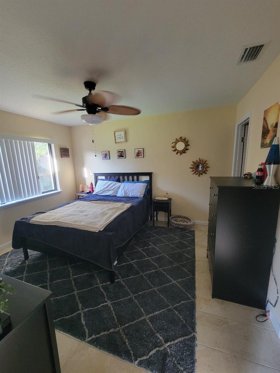 Image 11 of 24 For 515 Tabor Court C