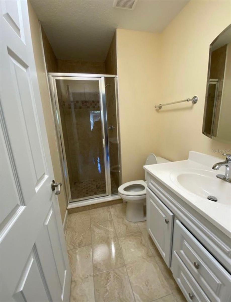 Image 14 of 24 For 515 Tabor Court C