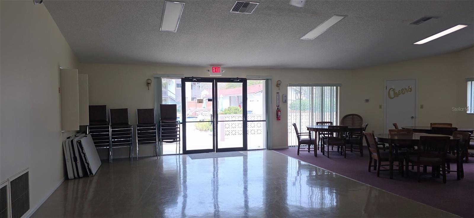 Image 20 of 24 For 515 Tabor Court C