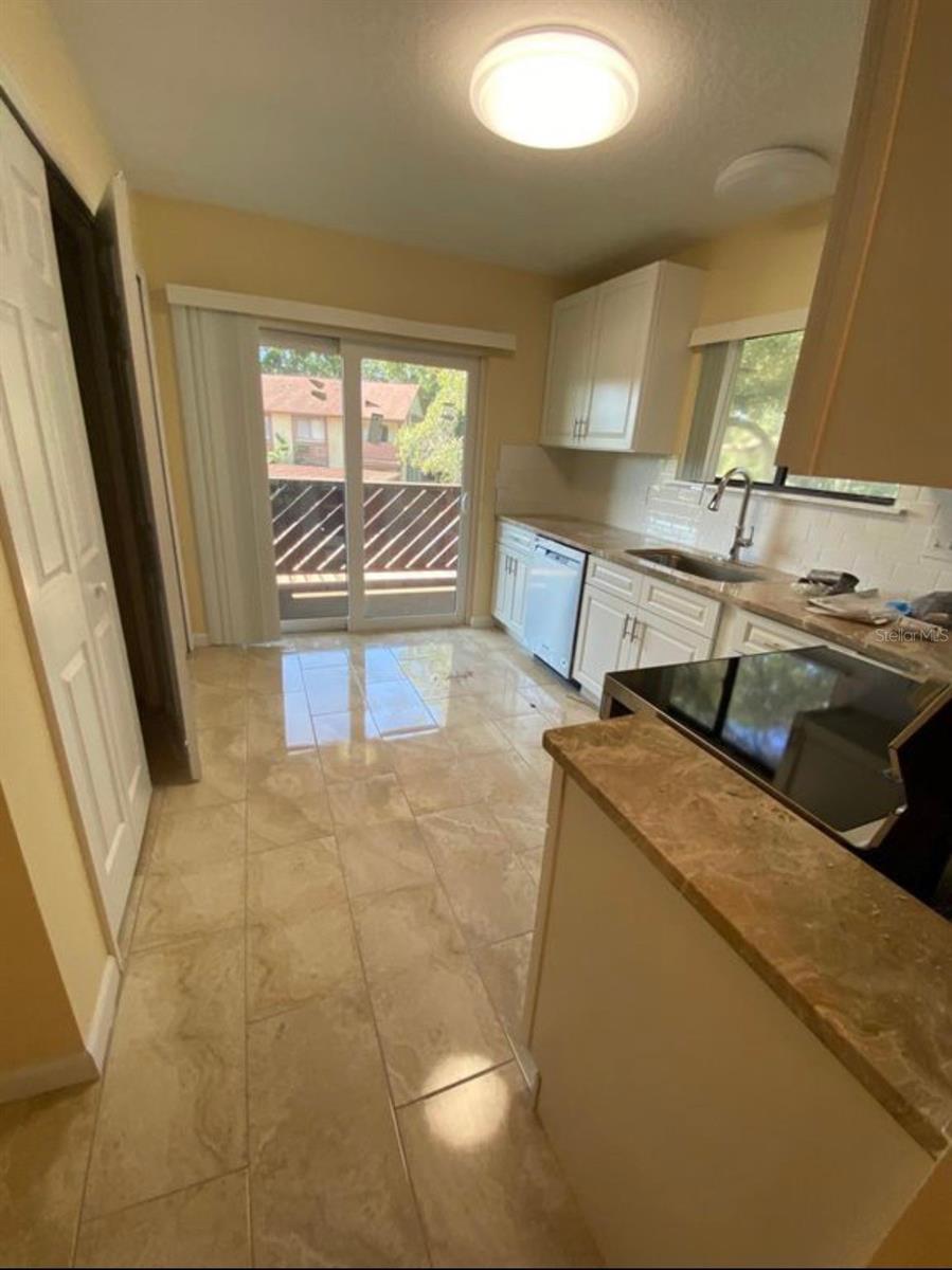 Image 8 of 24 For 515 Tabor Court C