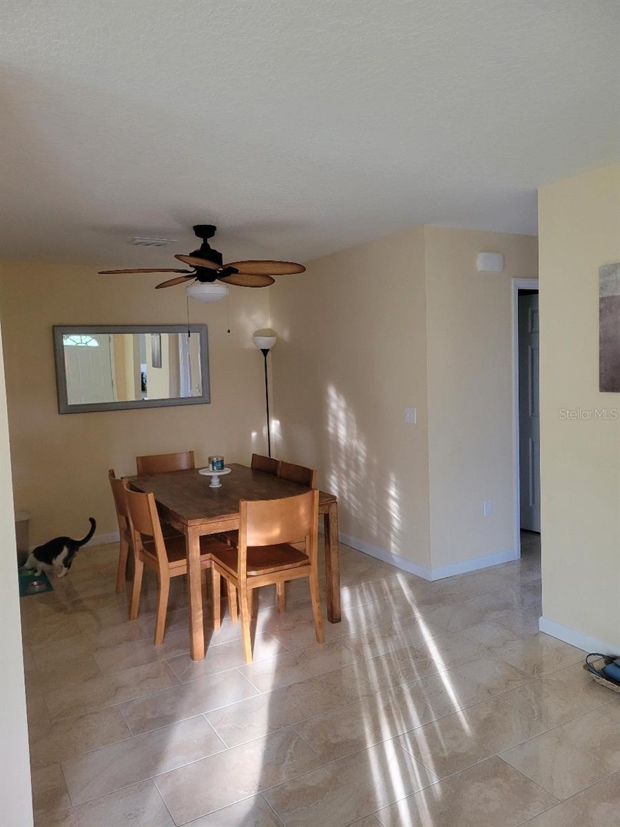 Image 9 of 24 For 515 Tabor Court C