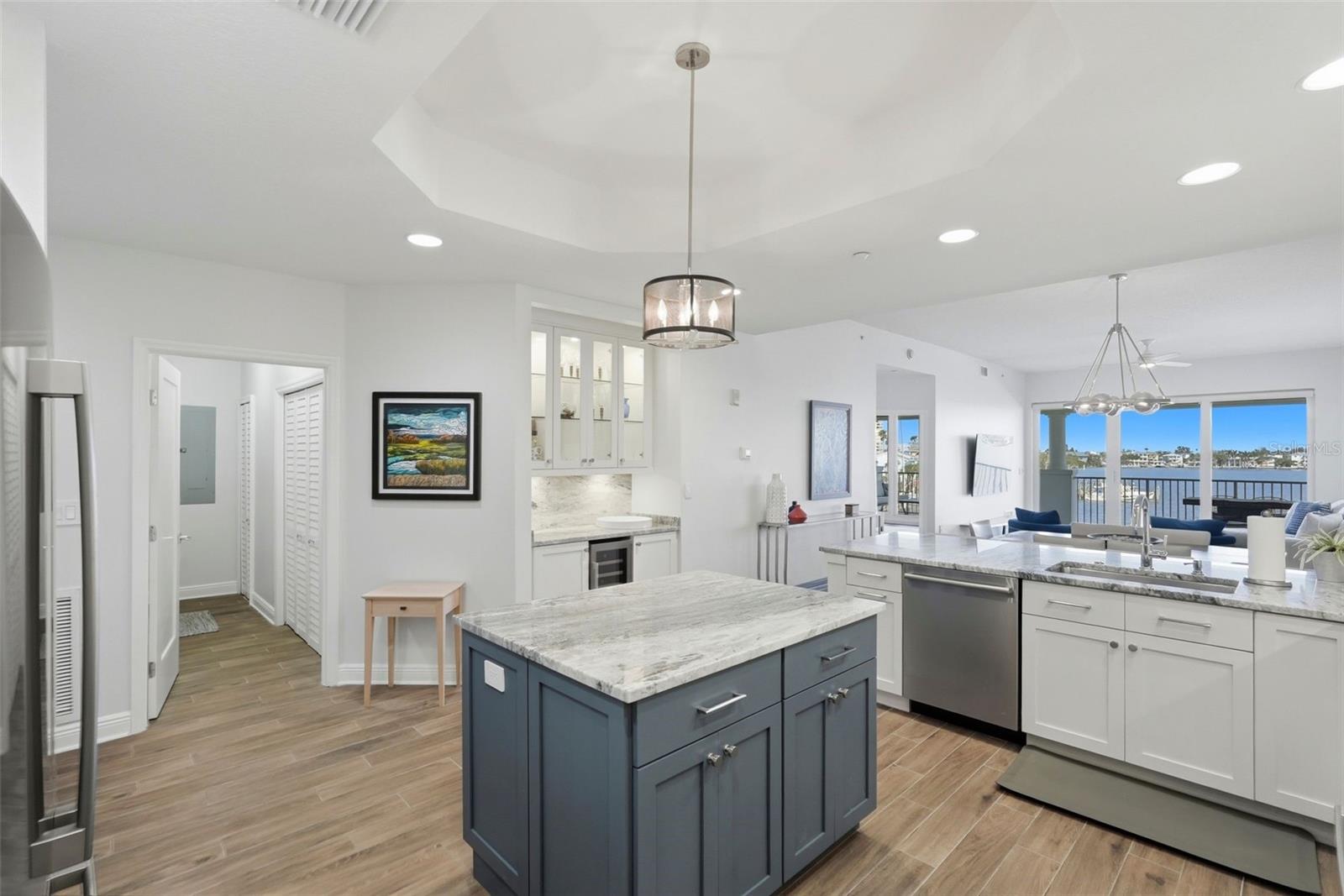 Image 10 of 57 For 17715 Gulf Boulevard 306