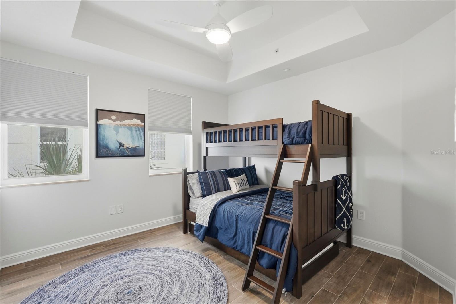 Image 31 of 57 For 17715 Gulf Boulevard 306