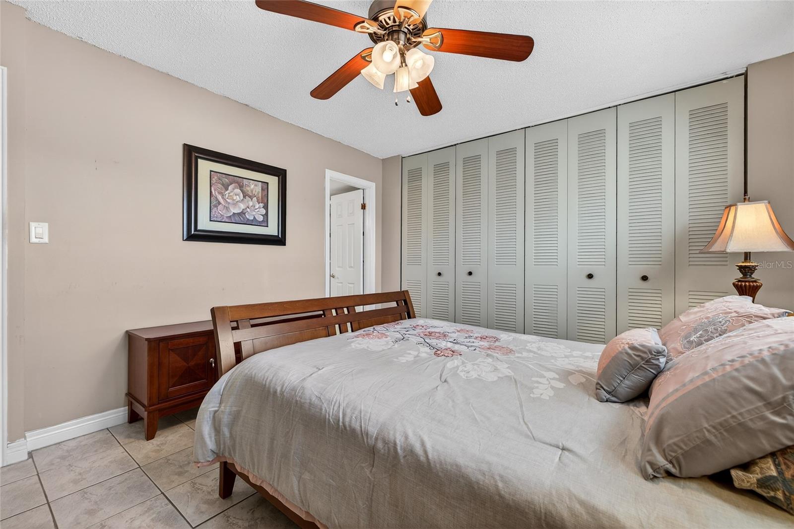 Image 13 of 24 For 7701 Starkey Road 602