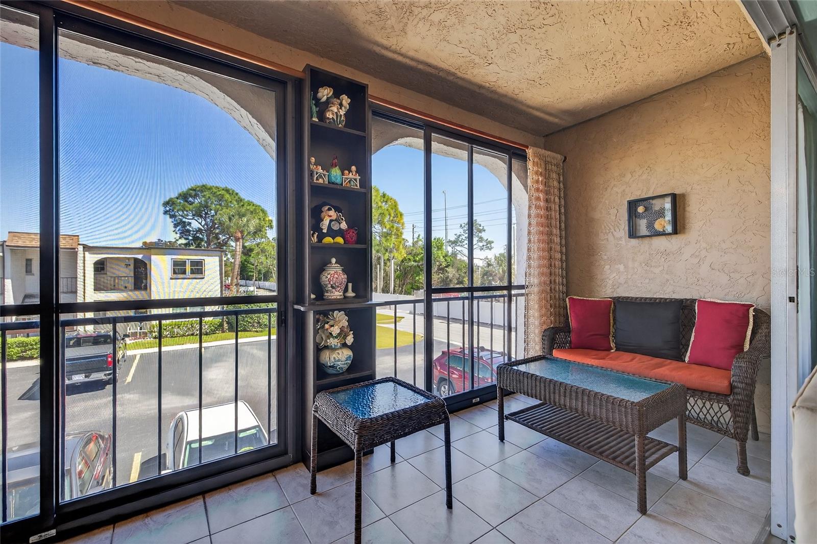 Image 18 of 24 For 7701 Starkey Road 602