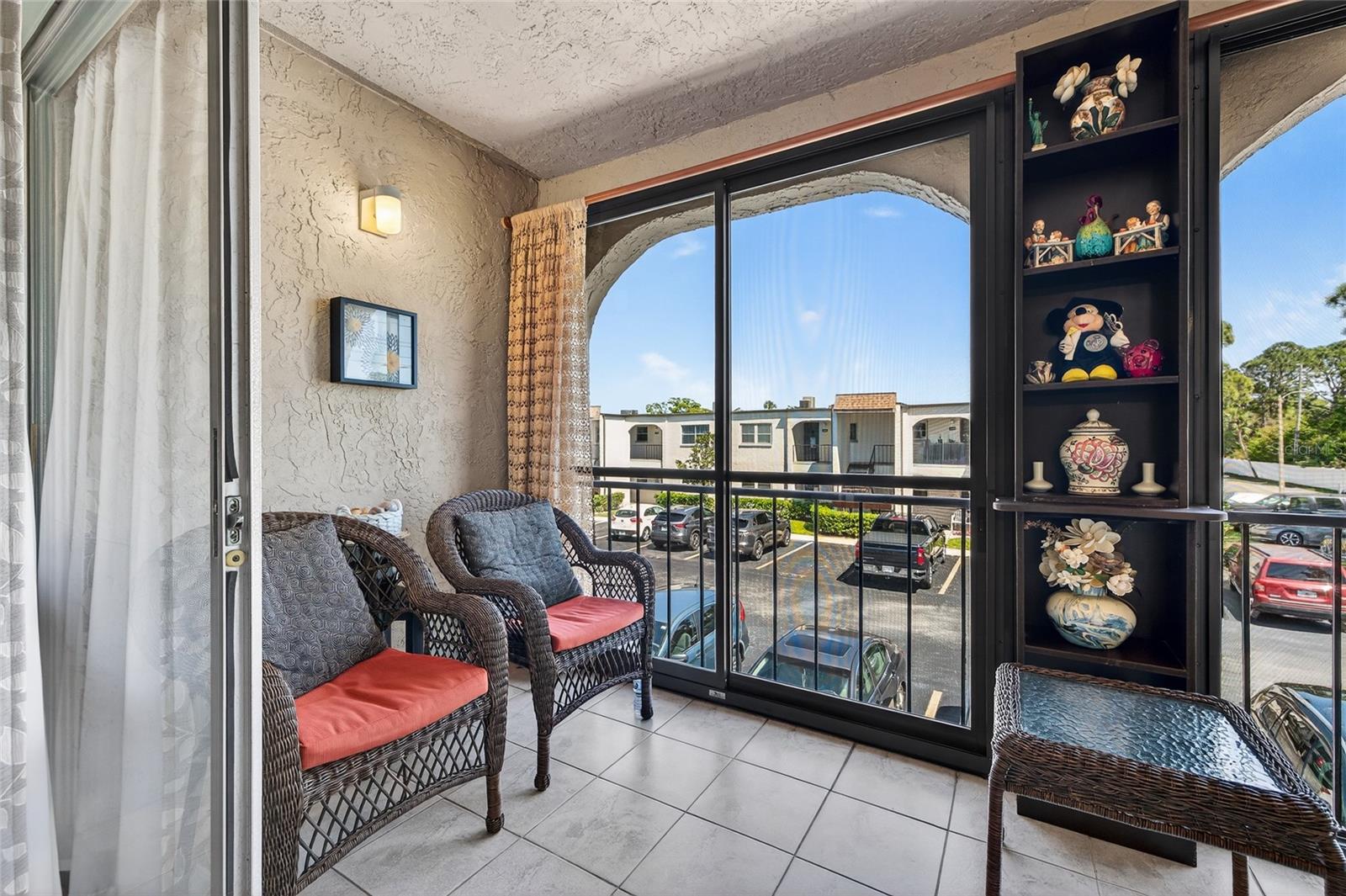 Image 19 of 24 For 7701 Starkey Road 602