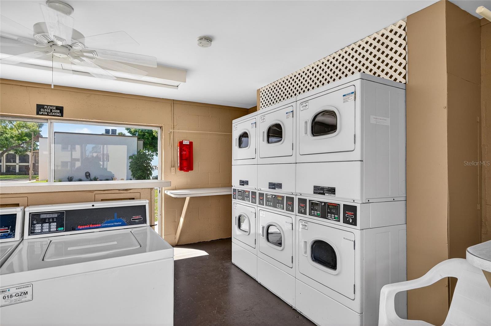 Image 20 of 24 For 7701 Starkey Road 602