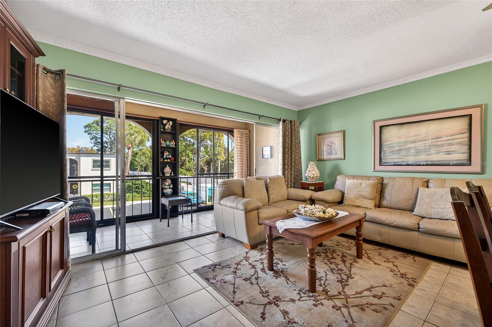 Image 4 of 24 For 7701 Starkey Road 602