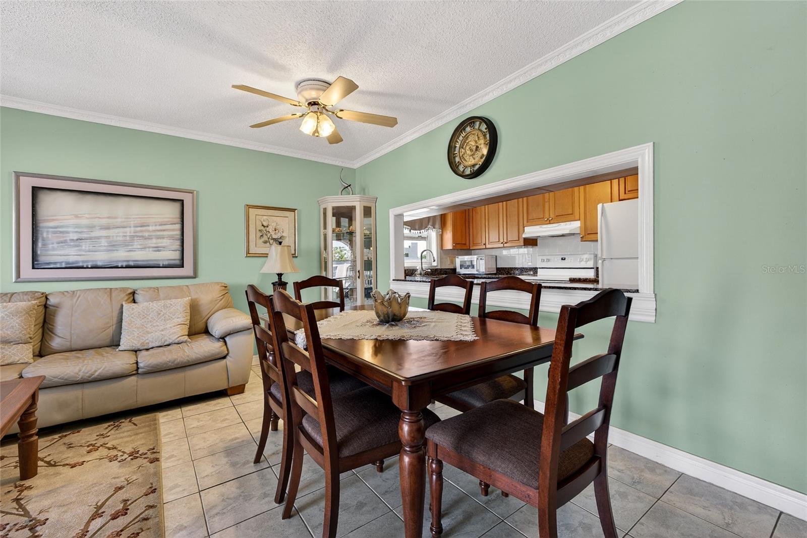 Image 8 of 24 For 7701 Starkey Road 602