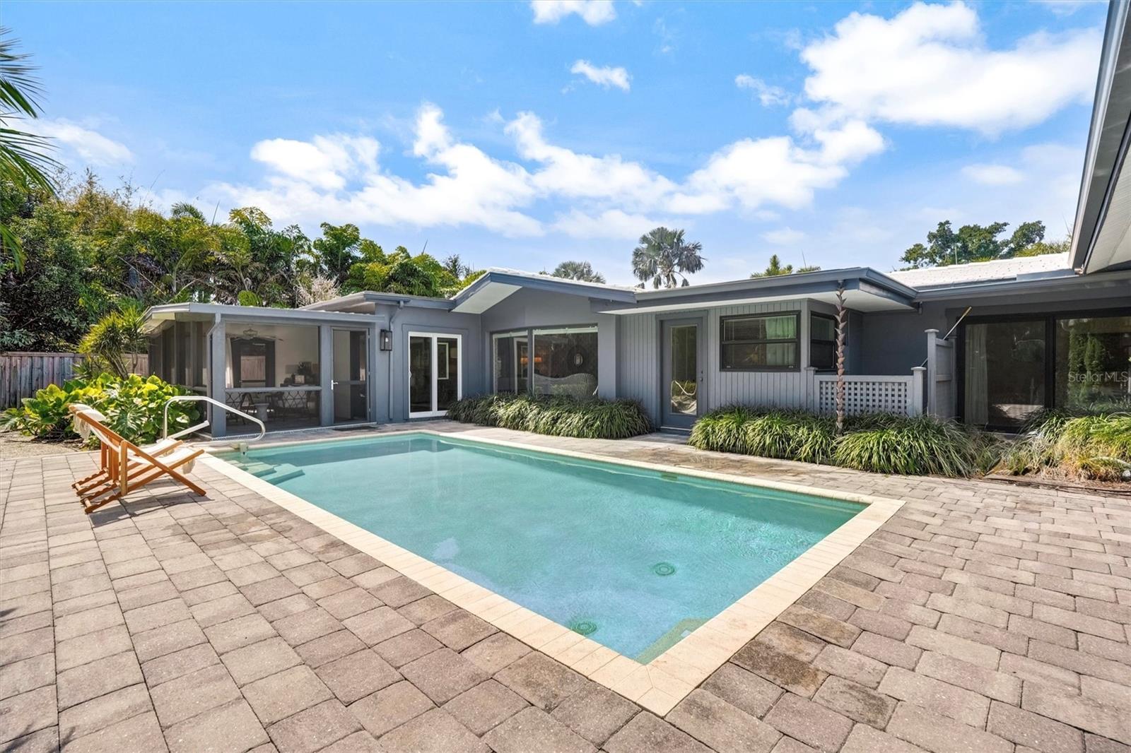 Image 2 of 34 For 4160 39th Street S