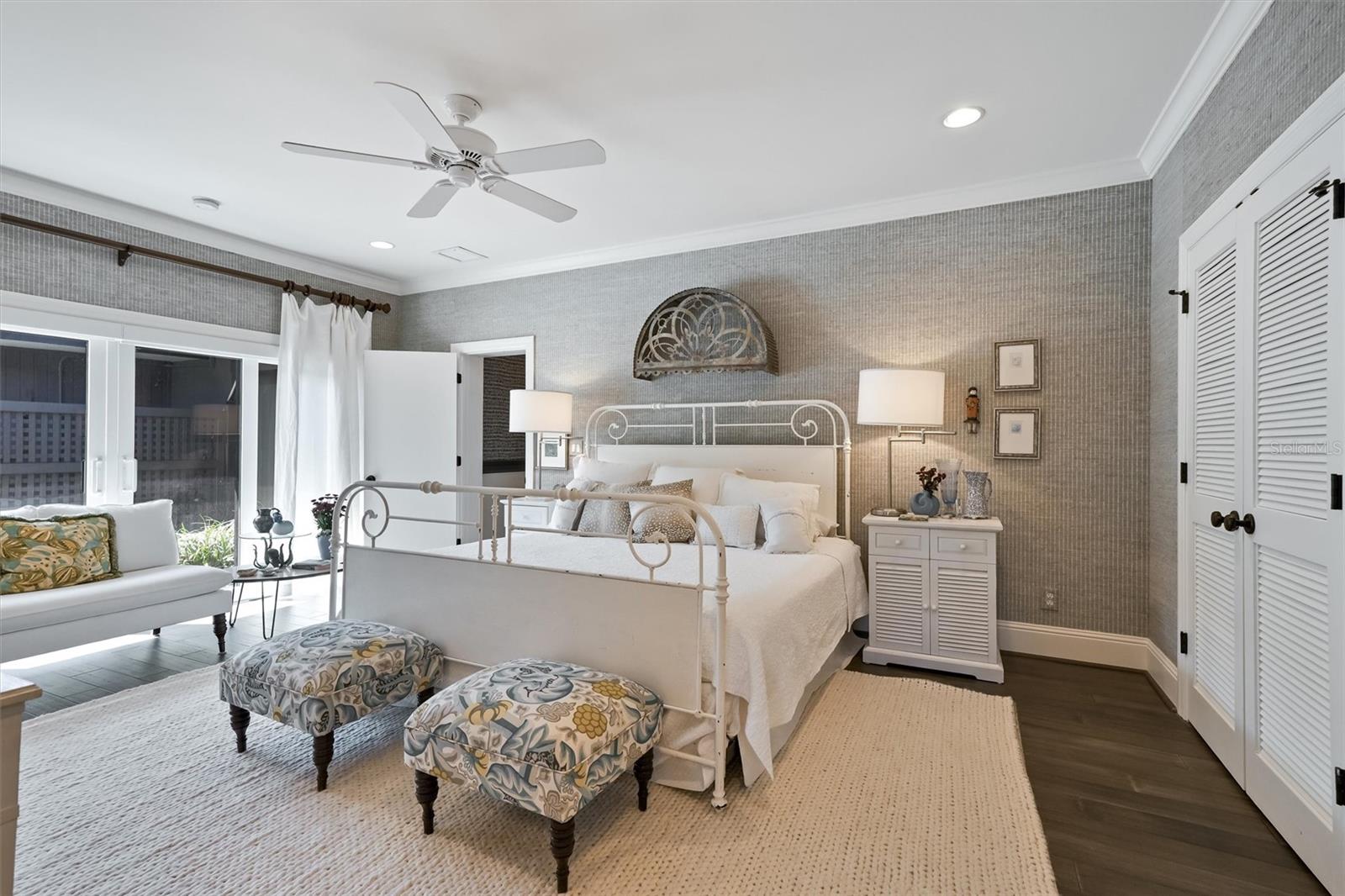 Image 22 of 34 For 4160 39th Street S