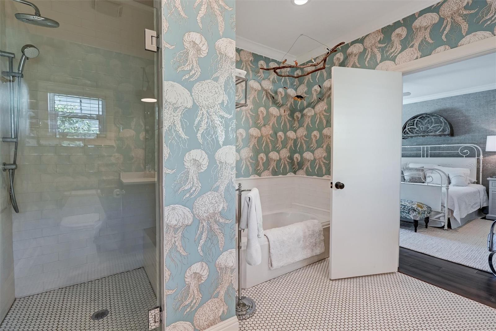 Image 27 of 34 For 4160 39th Street S