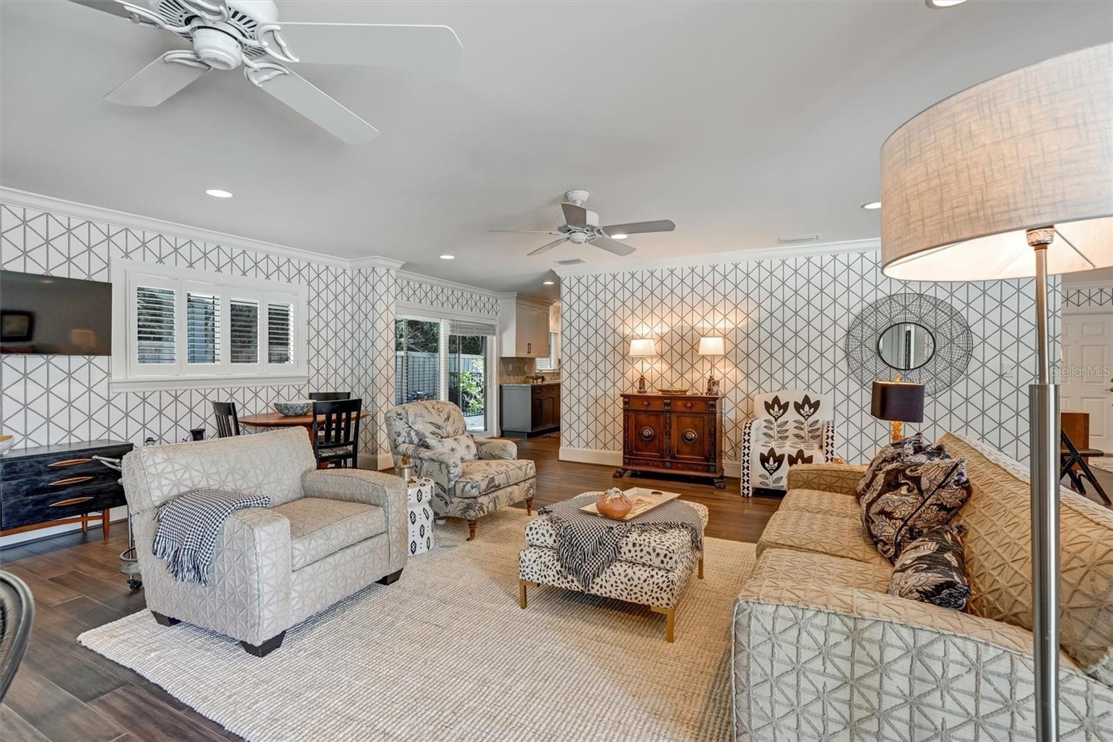 Image 8 of 34 For 4160 39th Street S