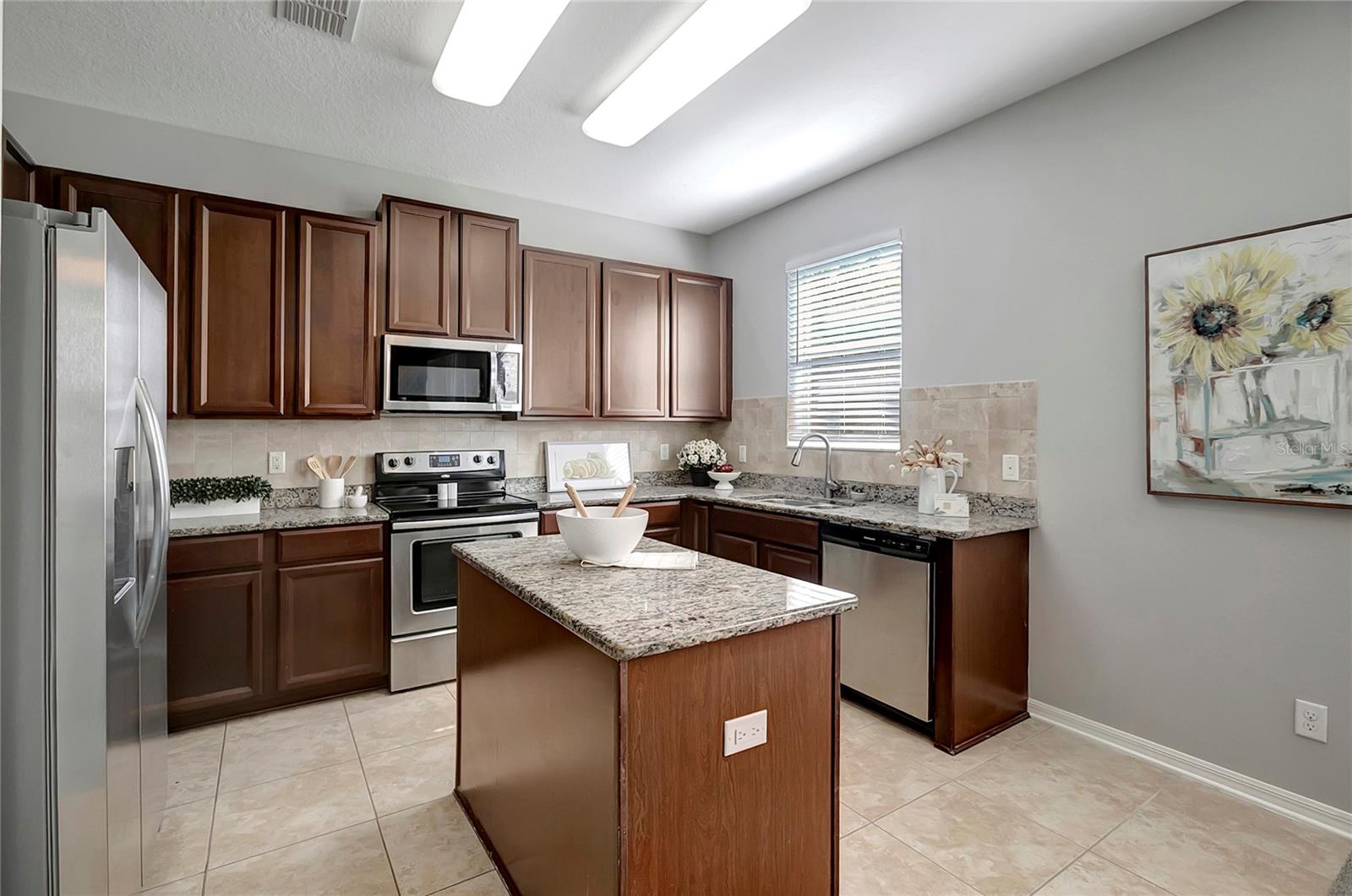 Image 15 of 49 For 10653 Pictorial Park Drive