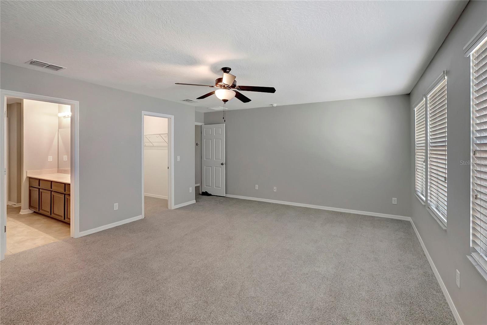 Image 32 of 49 For 10653 Pictorial Park Drive