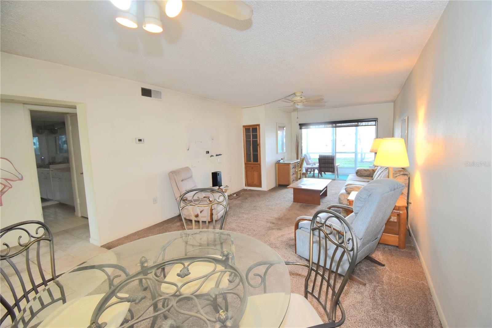 Image 10 of 15 For 952 Virginia Street 107