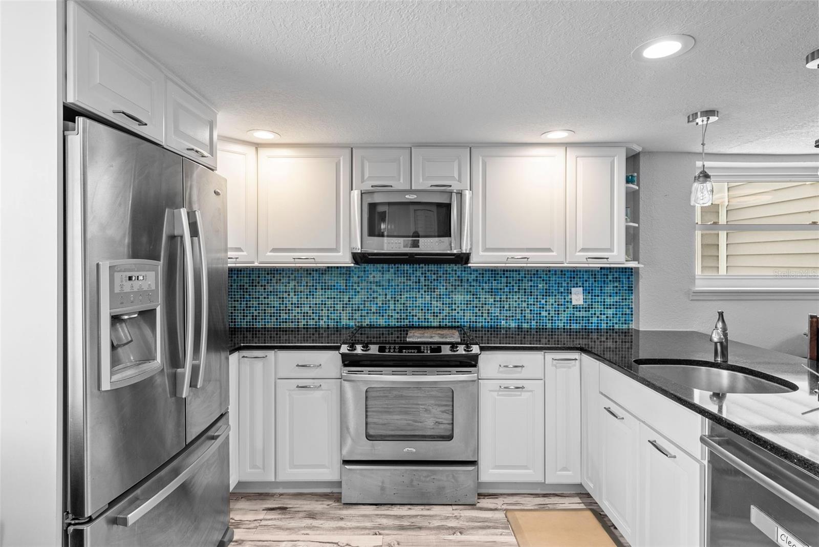 Image 14 of 64 For 619 2nd Street 2