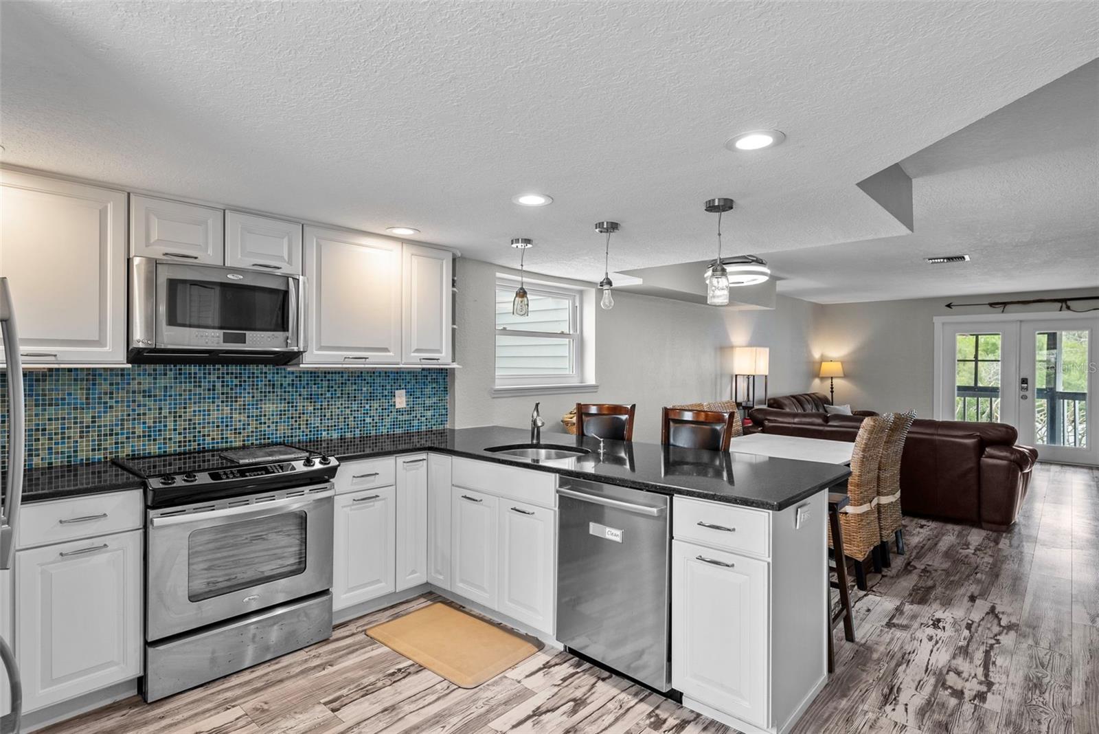 Image 15 of 64 For 619 2nd Street 2